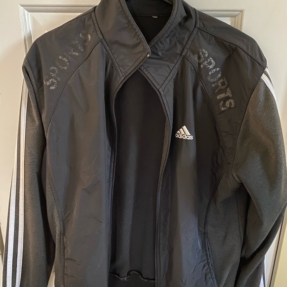 Adidas Size small? sports jacket - Picture 1 of 4